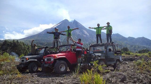 Aneh, Lava Gunung Api di 7 Tempat Ini Tidak Dihindari Malah Jadi ...