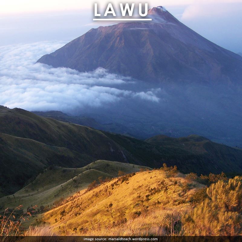 Menapaki Puncak Gunung di Jawa Ini, Akan Membuatmu Sah Jadi Pendaki Sejati