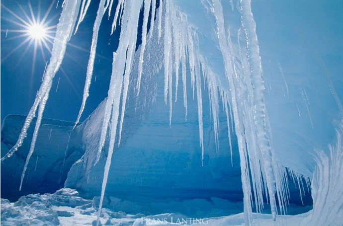 Bumi Datar atau Bulat? Buktikan dengan Foto-foto Kutub Selatan Ini