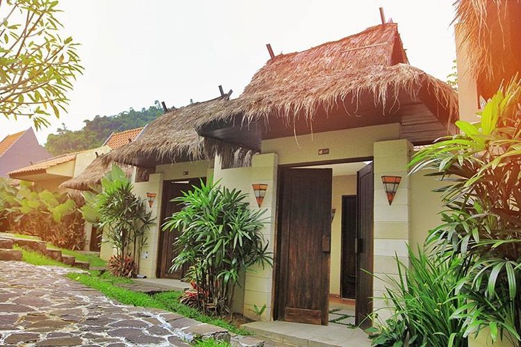 Lengkap, Kolam Renang Hingga Kebun Bunga di Barusen Hills, Bandung