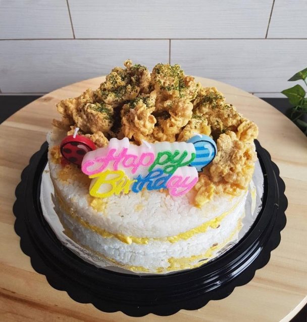 Dari Mie Sampai Nasi Goreng, Kue Ulang Tahun Asin di Indonesia