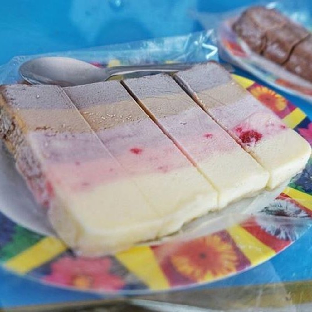 Es Krim Vanila Domino