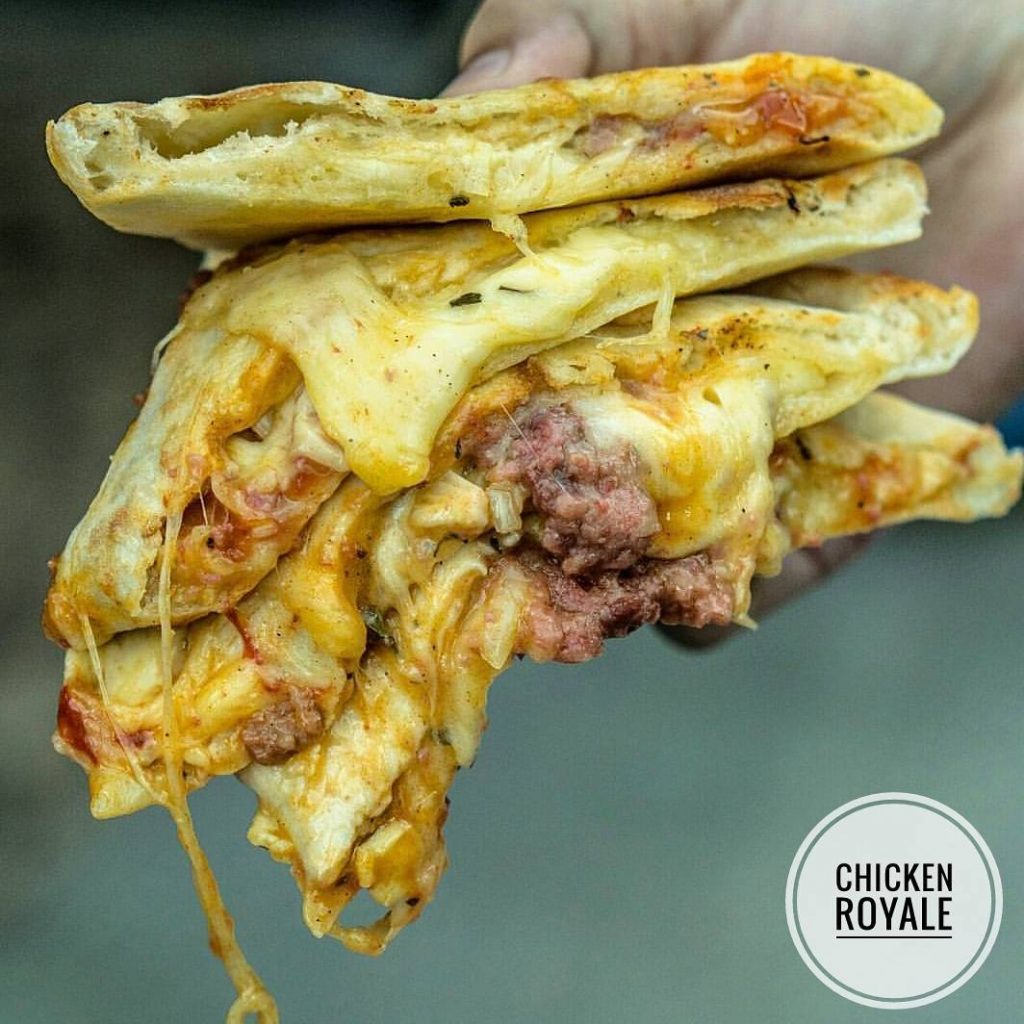 4 Tempat Makan Pizza di Bandung, Harga Terjangkau dengan Rasa Jempolan