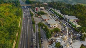 Tips Mudik Via Darat Bareng Orang Tua