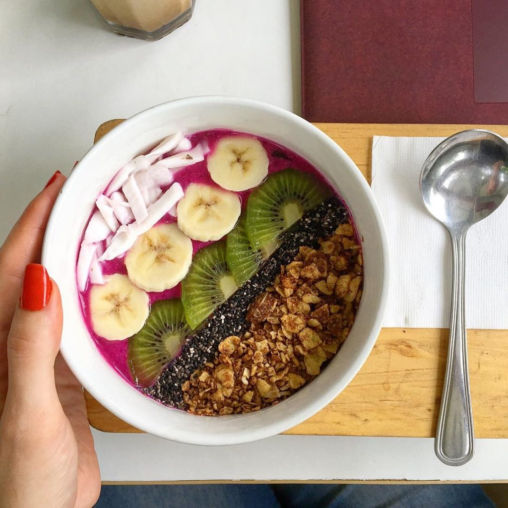 Raisin Resto & Kitchen, Kafe ala Bali di Jogja dengan Menu Sehat