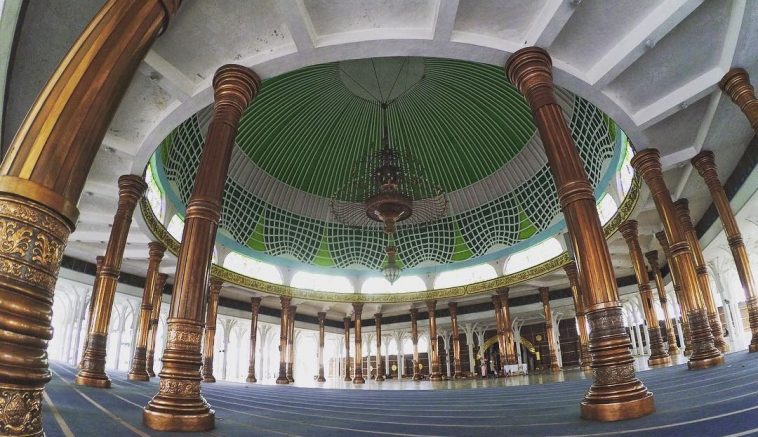 Masjid Seribu tiang di Jambi