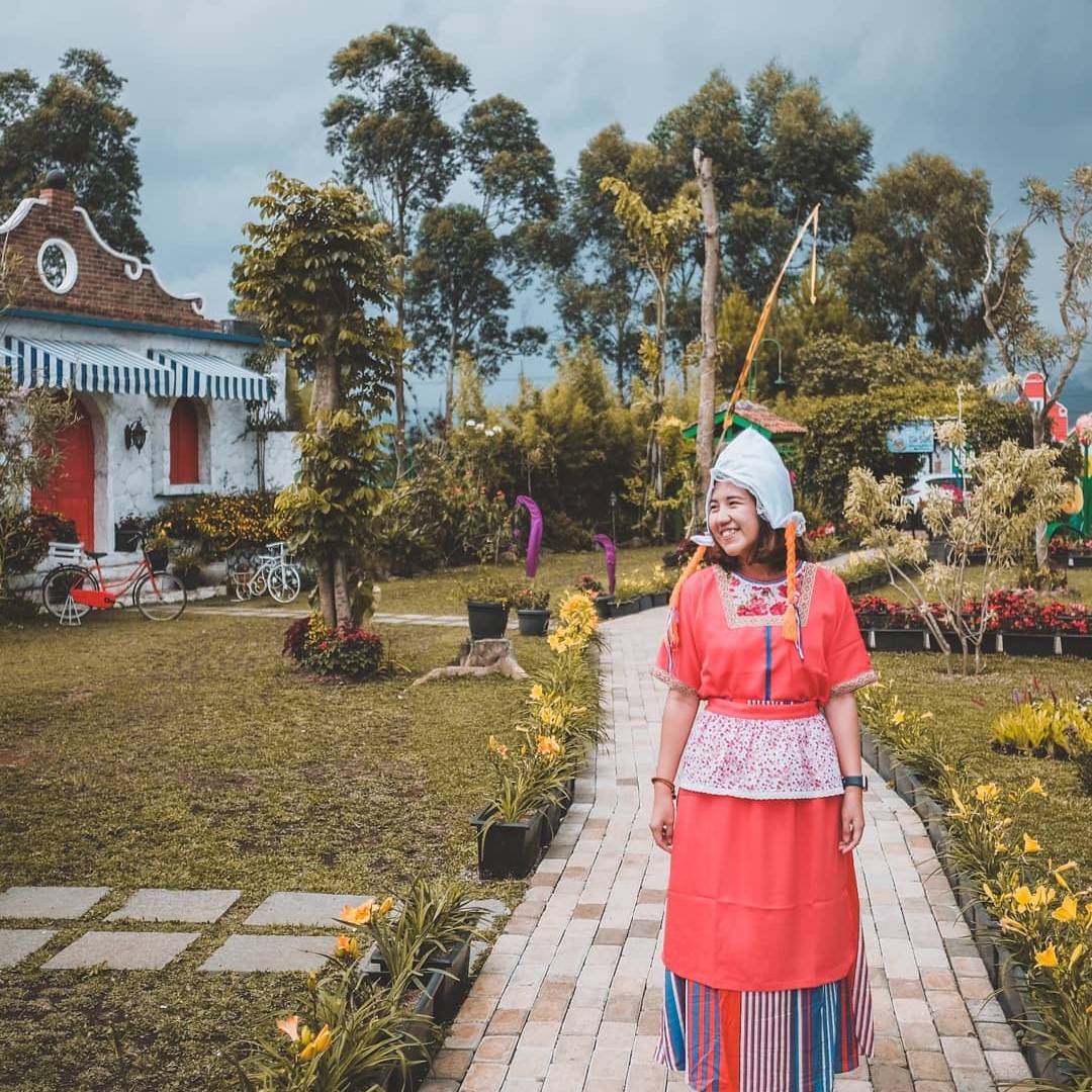 Rumah Belanda Lembang Bandung Berselfie Ria Dengan Suasana Negeri 