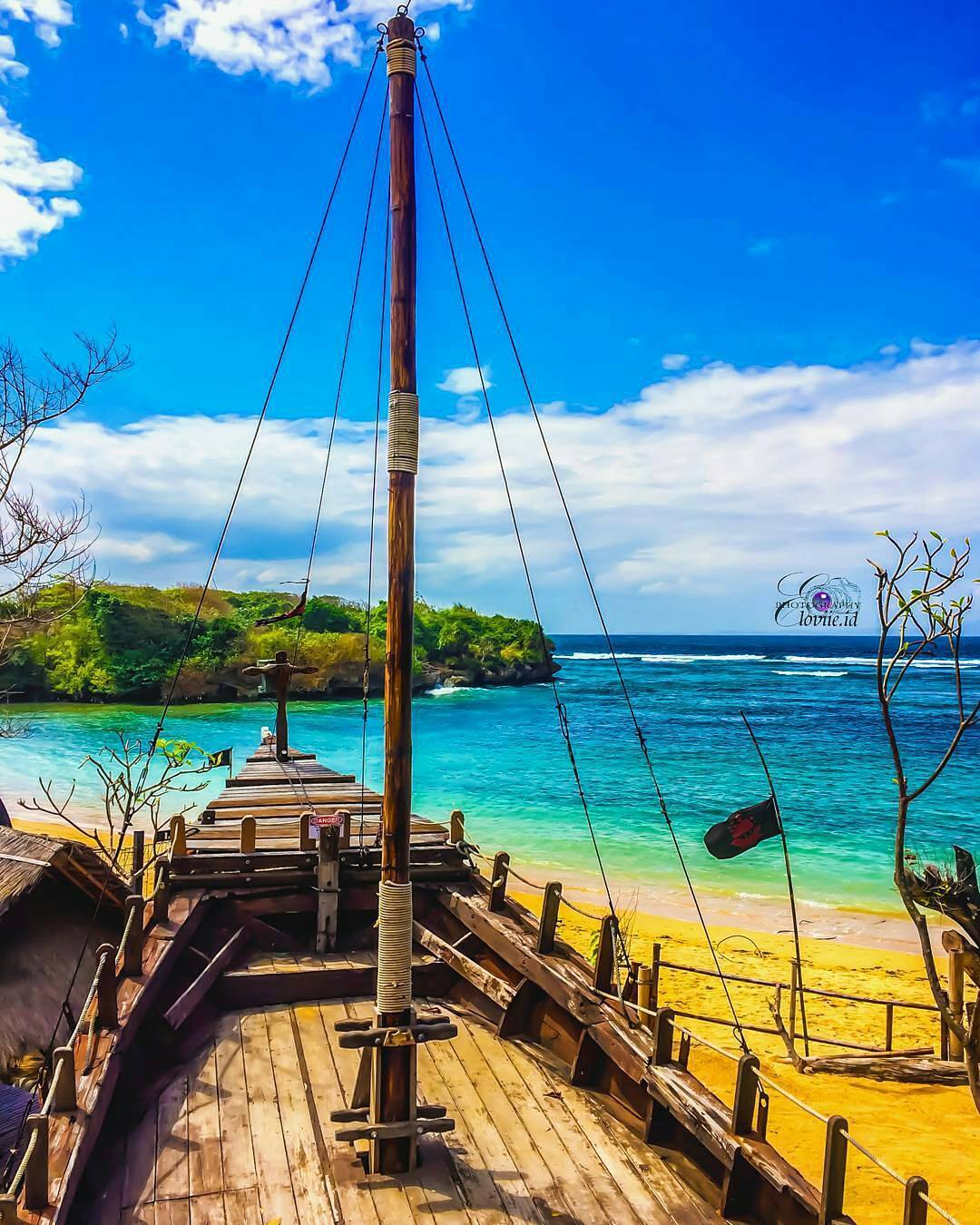 Spot Instagenic di Nusa Dua Bali, Ada yang Mirip Setting Film Pirates