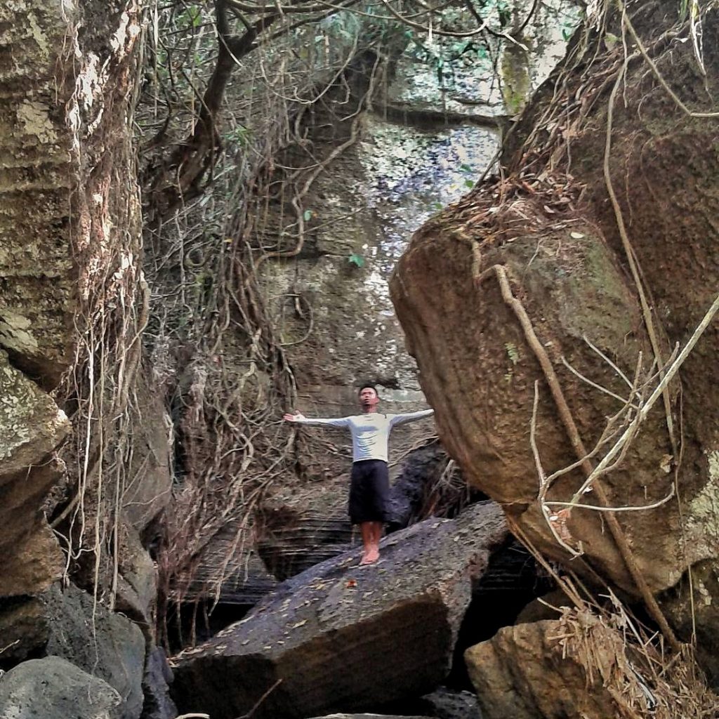 Objek Wisata Taman Batu Alami di Jawa Barat, Foto Cantik dengan Alam