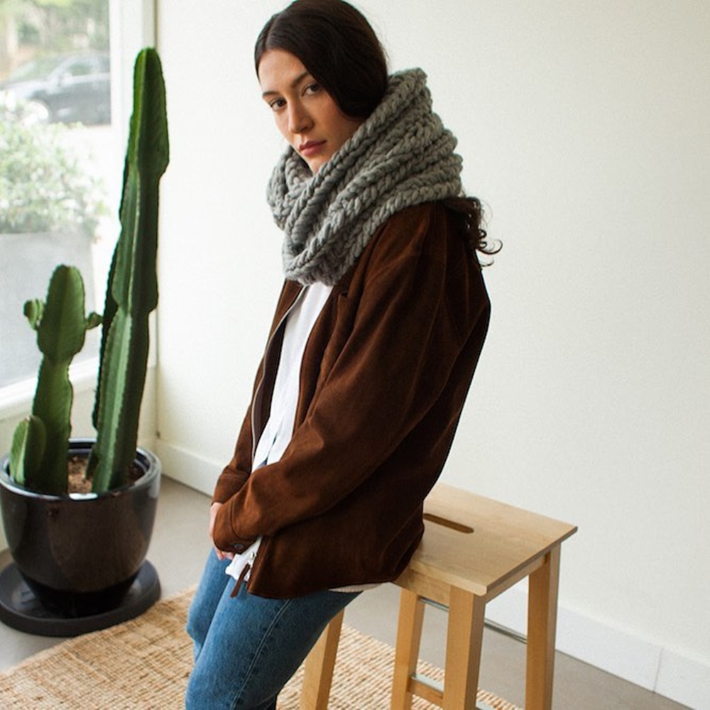 Scarf Rajut Mix & Match Scarf untuk Traveling Saat Musim Hujan, Tetap Keren Tanpa ...
