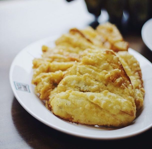  Pisang Goreng Kipas di Surabaya Siap Temani Ngobrol 