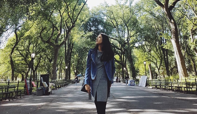 Style Layering Ala Maudy Ayunda