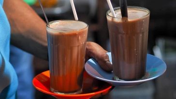 Kedai susu legendaris di Indonesia