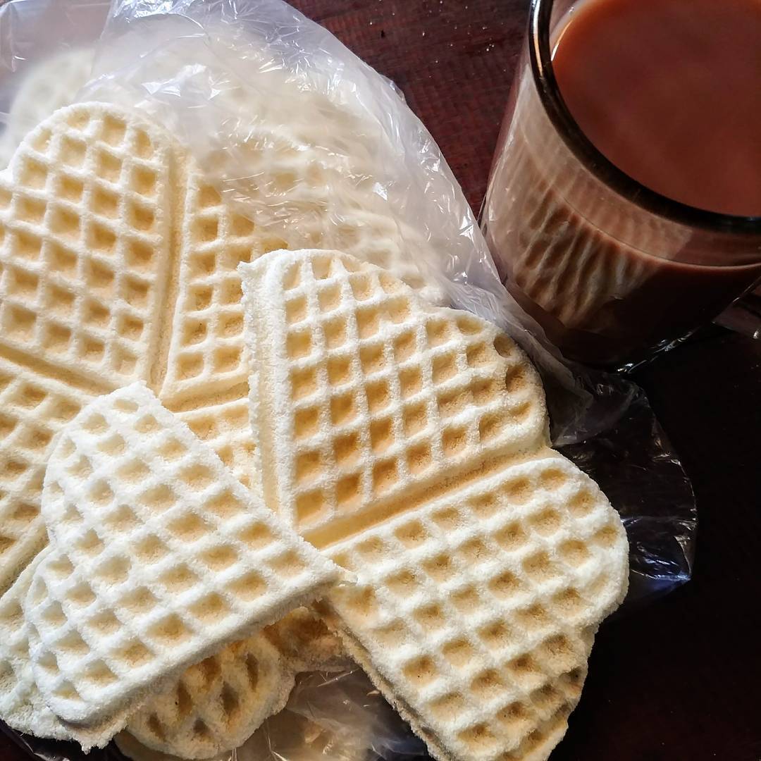 Embal, Kuliner Tual yang Terbuat dari Singkong Beracun