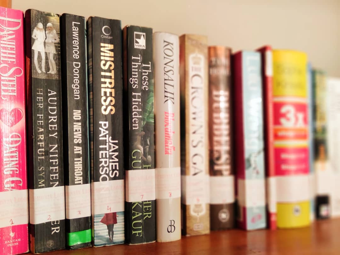 Book Corner Hotel di Seminyak, Staycation Sambil Isi Otak