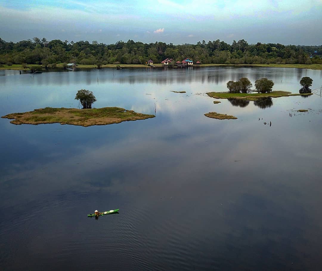 Wisata Danau Kalimantan Tengah, Pas untuk Menyendiri Saat Galau