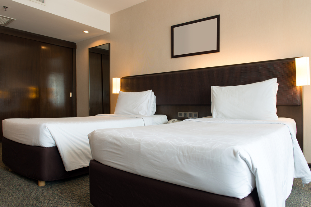 Отель. 1 did you the hotel. Кровать twin в отеле размер. "мармарис" мебель для спальни. Джованни гостиница.