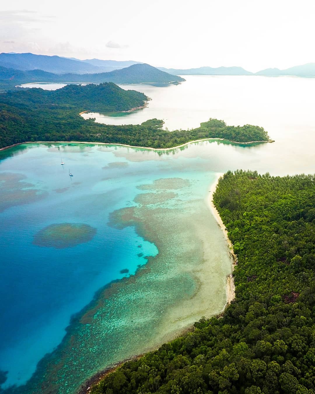 Pulau Ayam Indonesia Dijual Online Rp215 M Bupati Anambas Berikan Pulau Ayam Indonesia Dijual Online Rp215 M Bupati Anambas Berikan