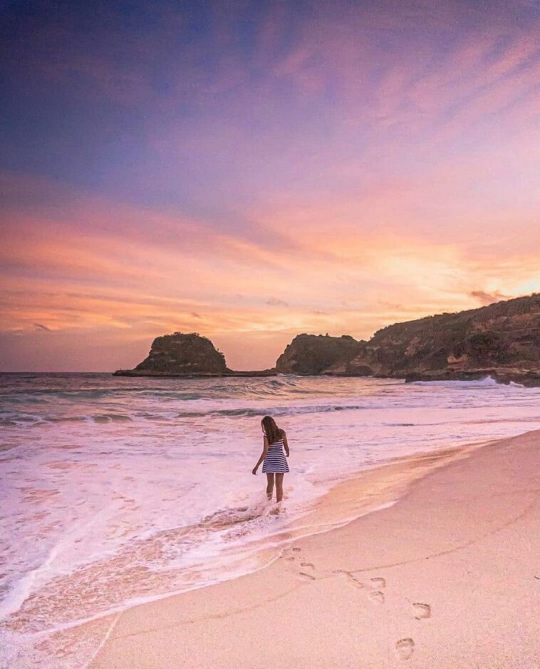 Pantai Tanjung Bloam Lombok Keindahan Alam yang Alami