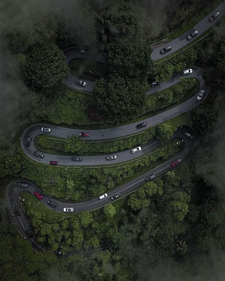 6 Jalan Berkelok dan Menikung yang Wajib Diketahui Riders, Ada Spot Berfoto