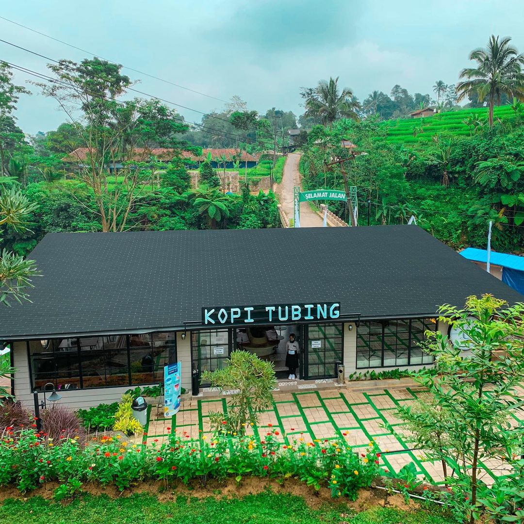 Selesai Tubing di Cikuluwung, Lanjut Ngafe di Kopi Tubing Bogor