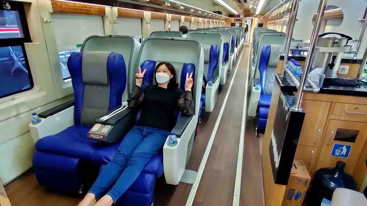 Liburan Keren Bersama Sleeper Train KAI, Serasa Jadi Sultan