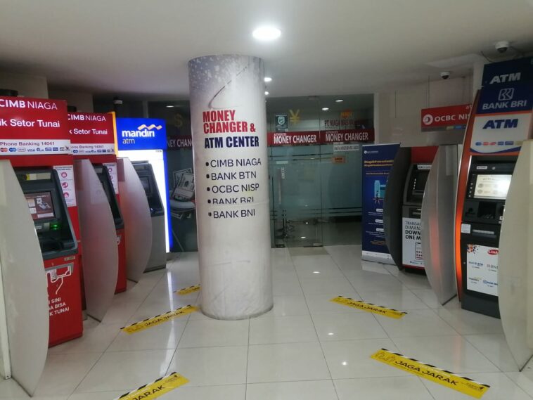 Ingin Ke Luar Negeri? Pelajari Dulu Money Changer Untuk Tukar Mata Uang